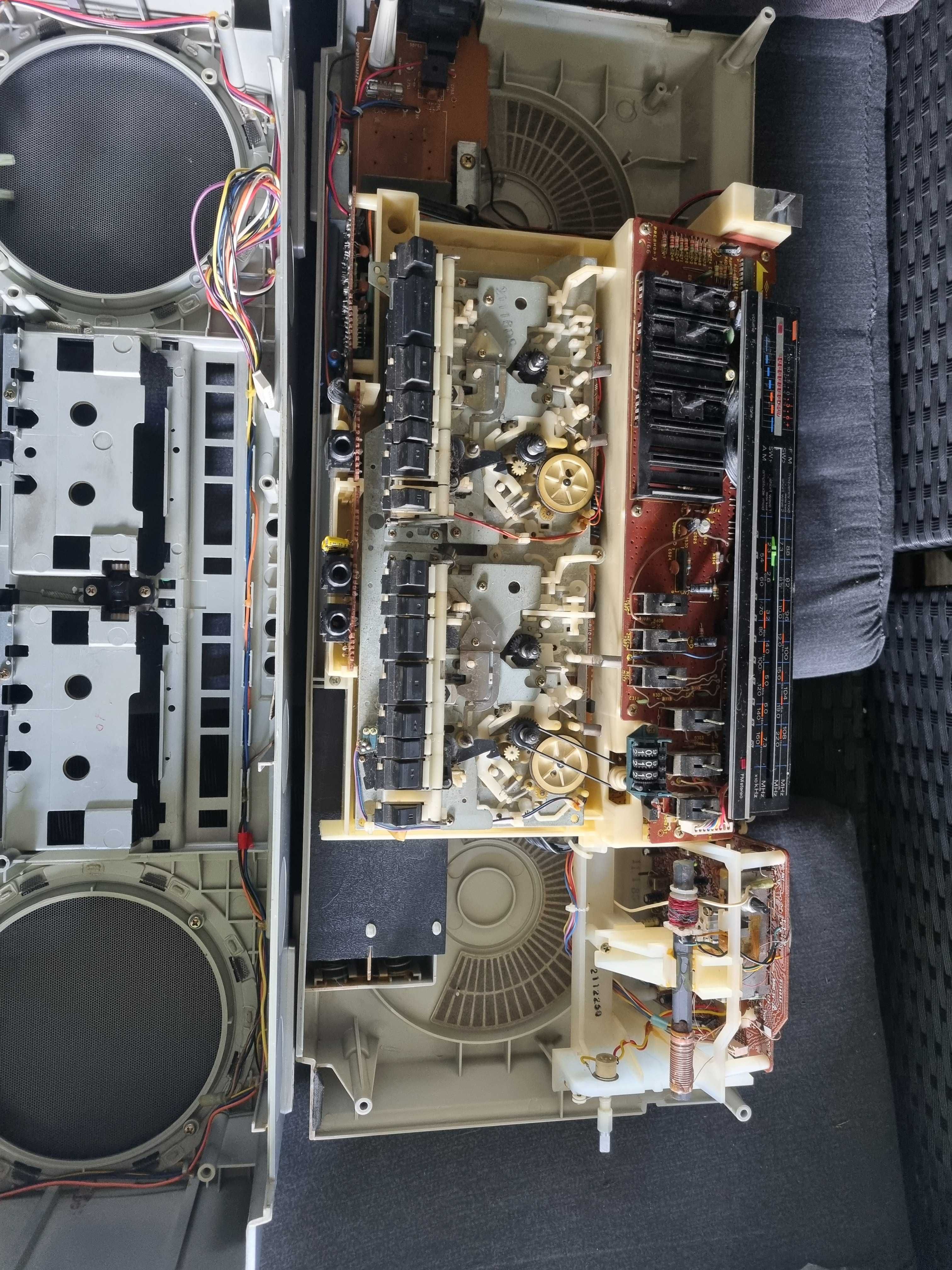 radiomagnetofon SHARP GF-565 dawca