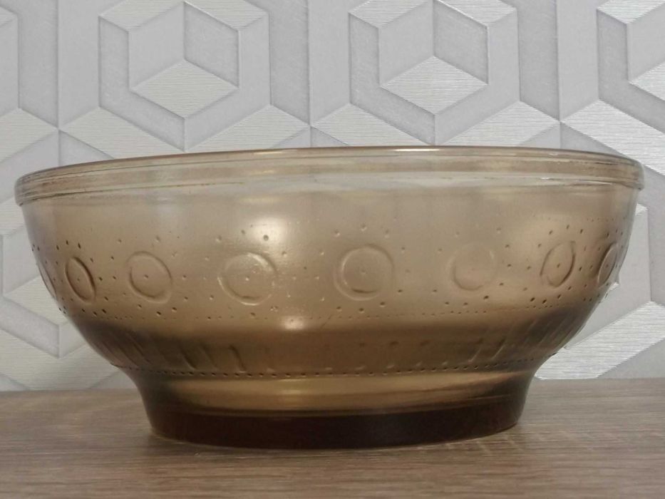 Салатница 3 шт. большая, глубокая, без сколов и трещин 1 шт.= 70 грн.