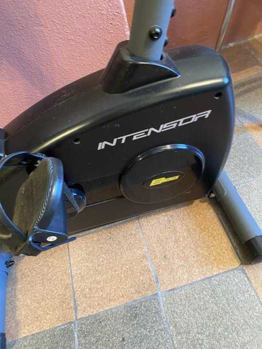 Магнитный велотренажер Intensor