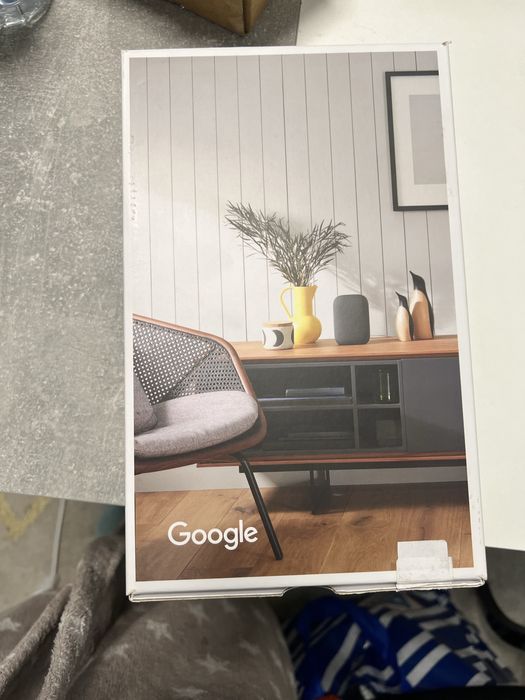 Google Nest Audio Novo - Caixa Aberta