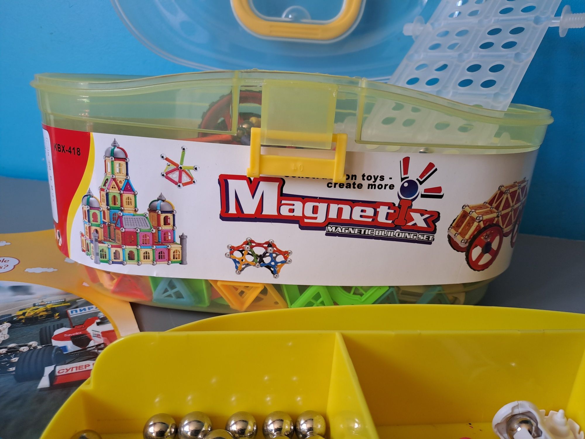 Magnetix oryginalne klocki konstrukcyjne około 400 elementów