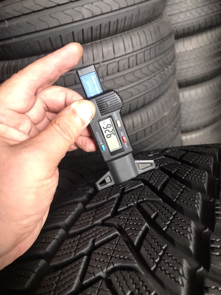 245/45/18 R18 Dunlop SP Winter Sport 5 4шт зима