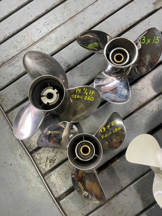 мотор лодочний винти гребні YAMAHA suzuki mercury xonda оригінал