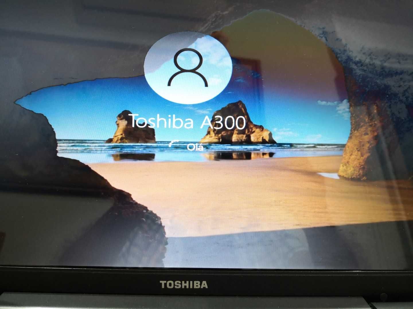 Portátil ToshibaA300-276;dual core;T4200D;15,4";4gb/120gb;ler anuncio