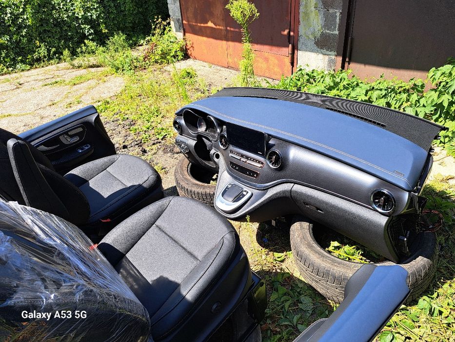 Салон комплектний V-class W447