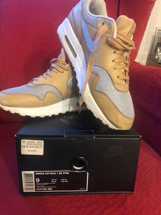 Nike Air Max жіночі кросівки