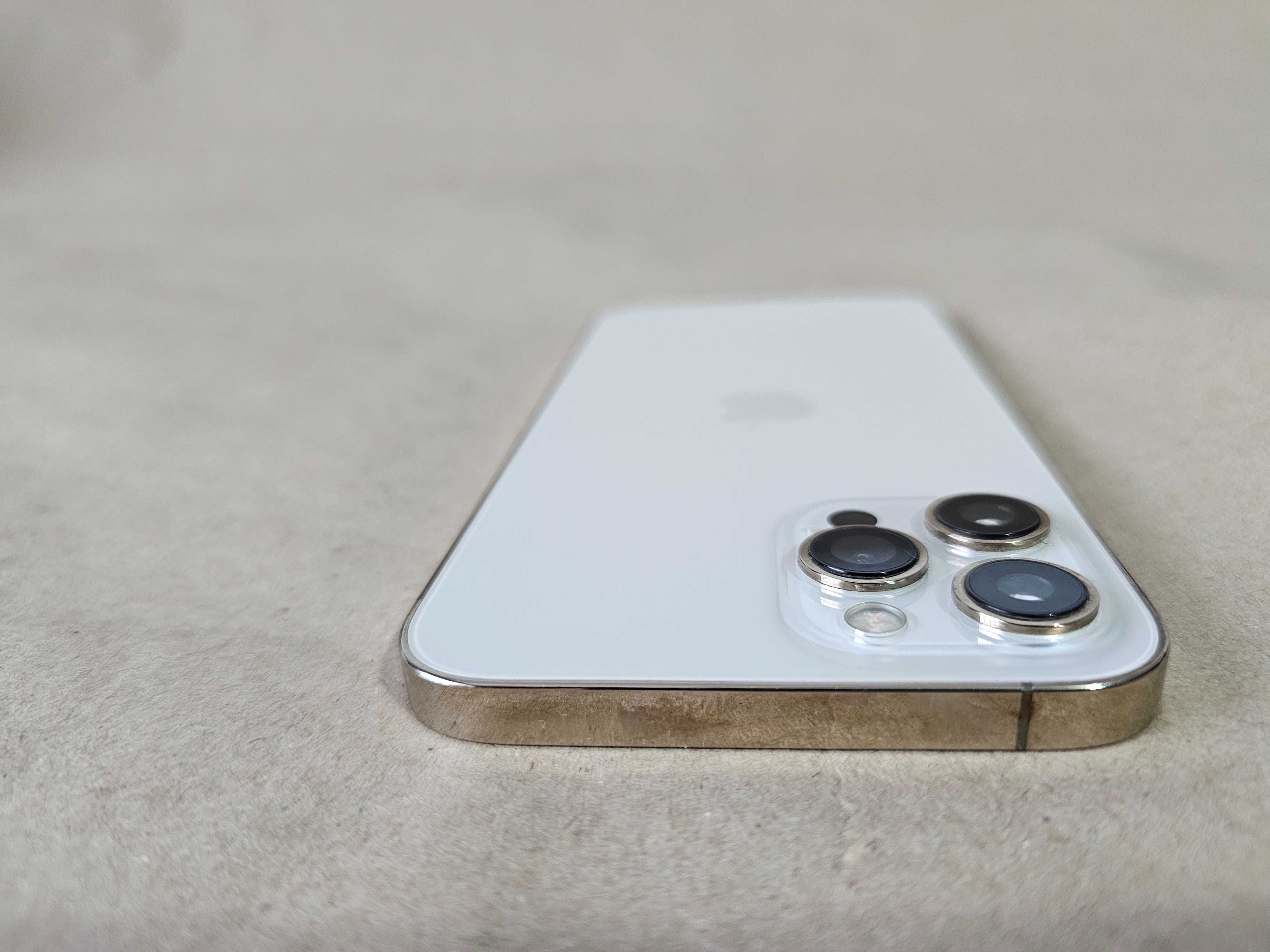 Iphone 12Pro Max 256Gb.  Excelente estado. Bateria 71%