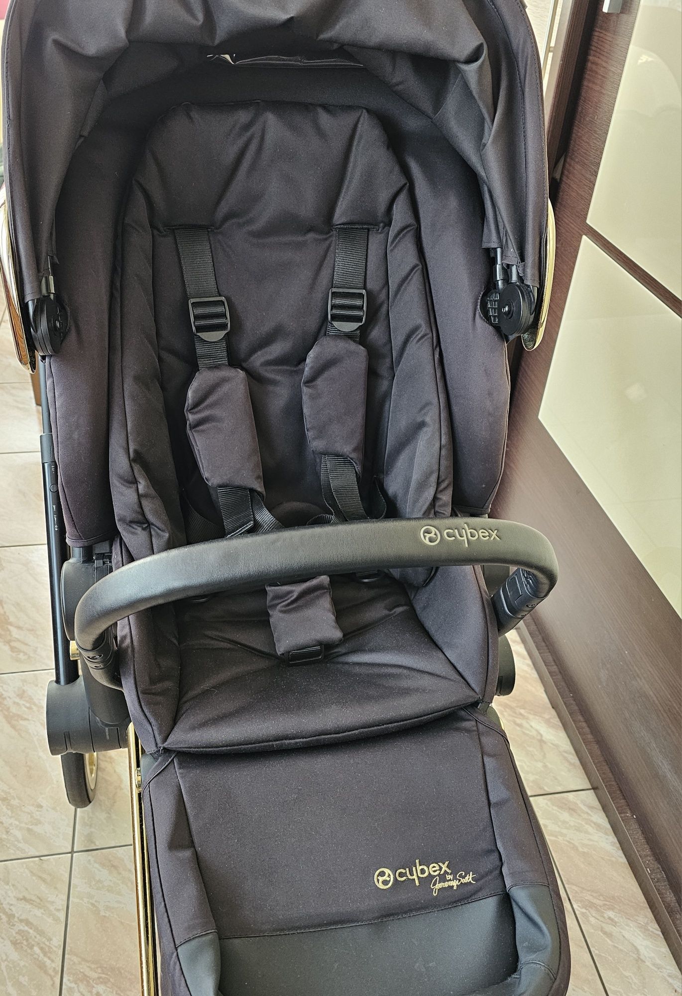 Cybex Priam 2.0 Jeremy Scott ze skrzydłami