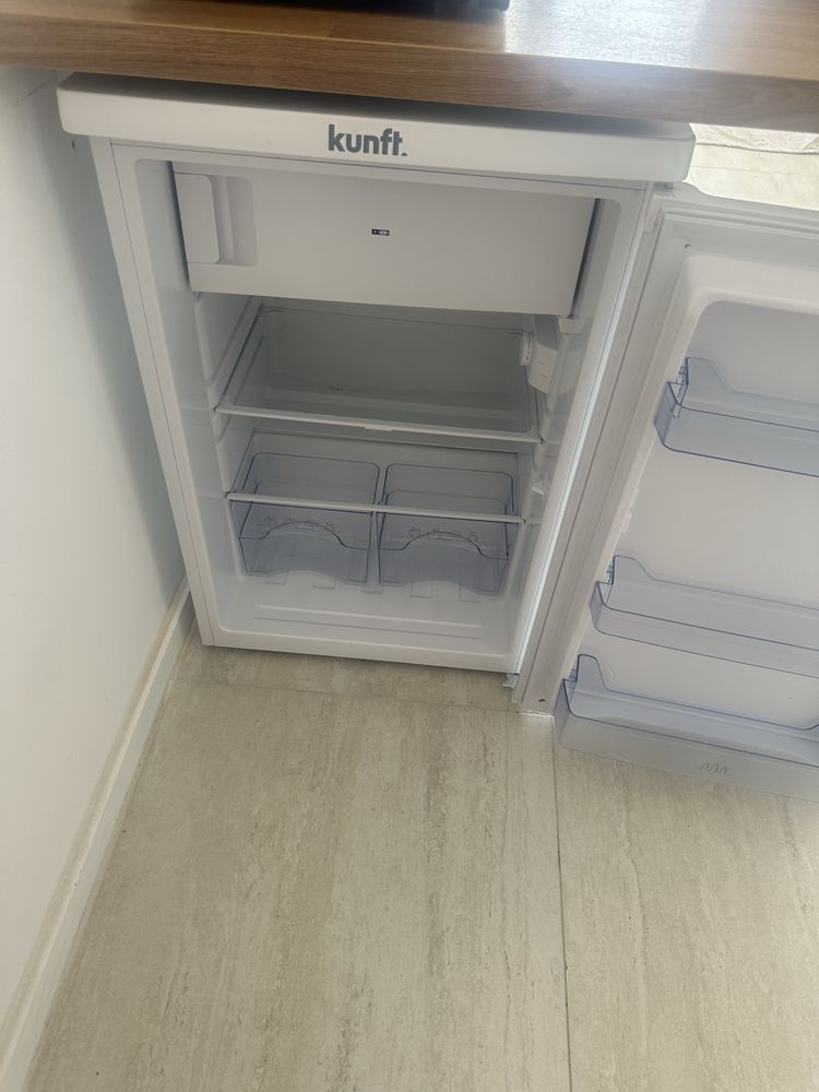 Mini frigorifico novo