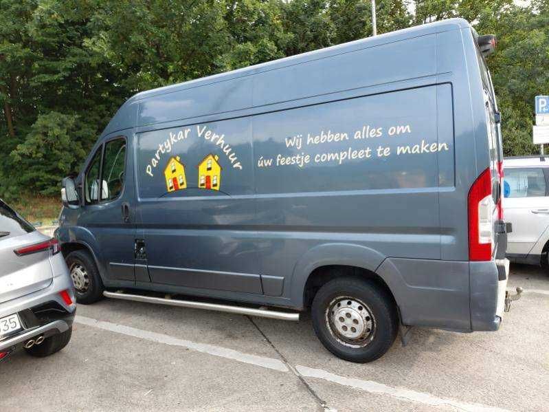 Ładny Peugeot Boxer 2,2 HDI 2011 L2H2 świeżo sprowadzony
