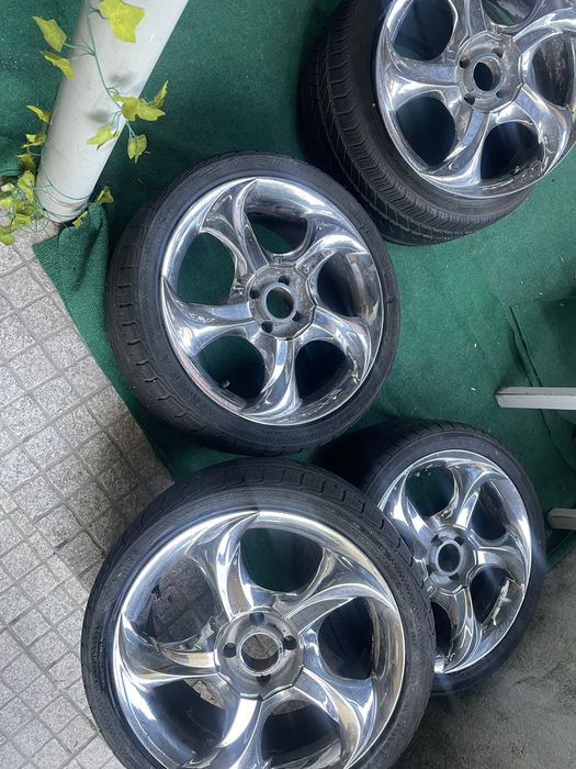Rodas aro 19 cromadas com pneus
