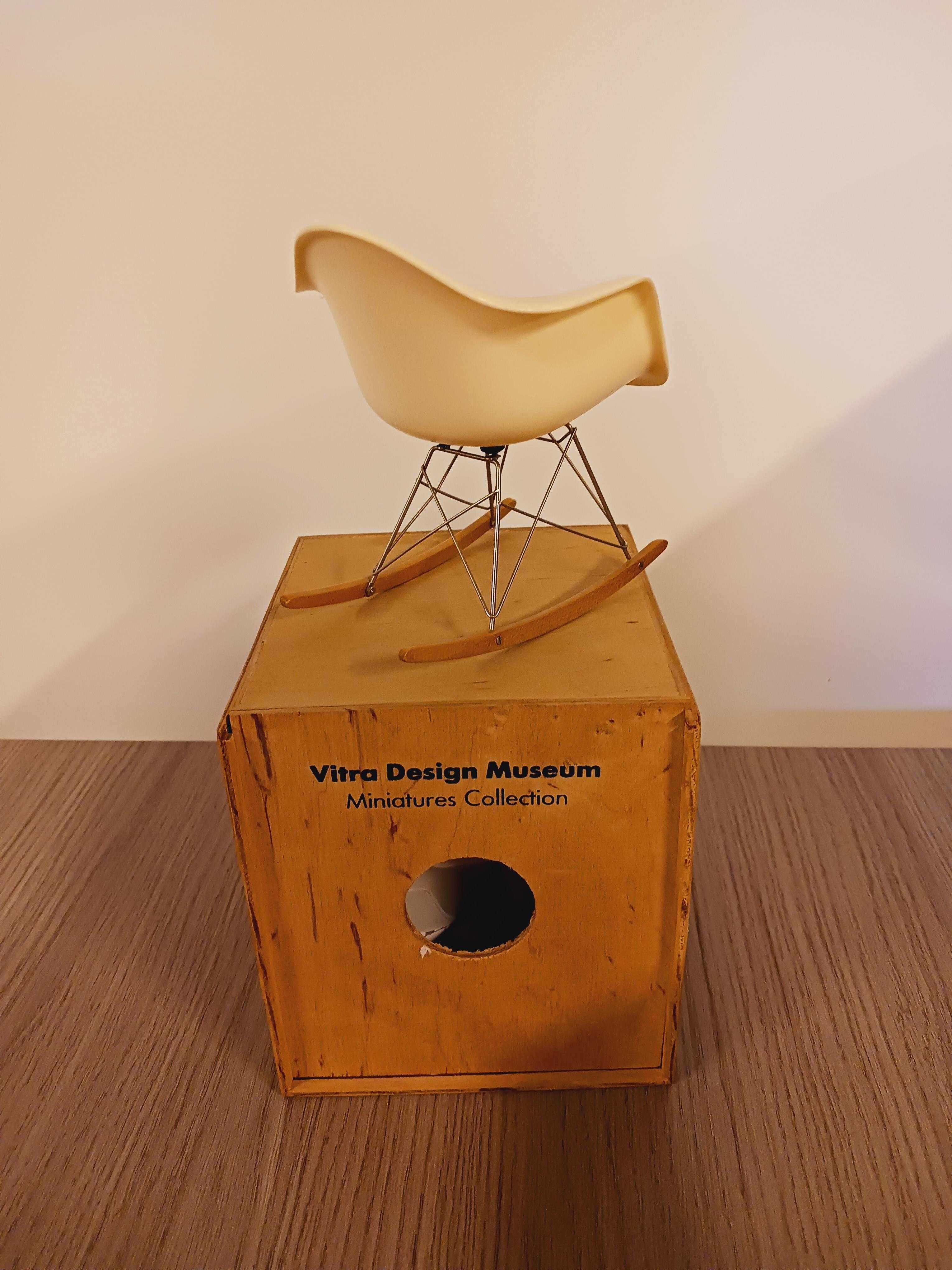 RAR, Vitra, kolekcja miniatur, oryginał