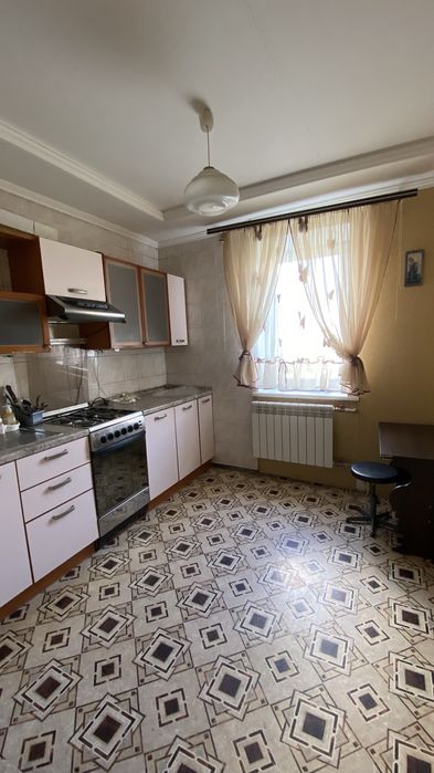 Продаж 2х.кімн.квартири на Молодіжному