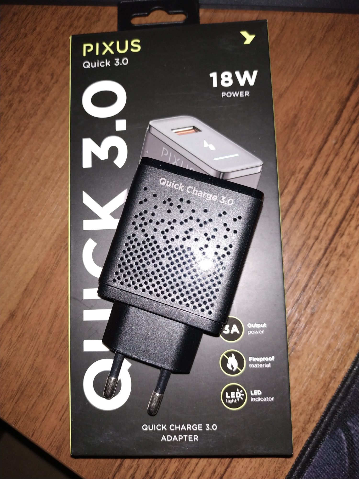 Быстрая зарядка pixus quick 3.0
