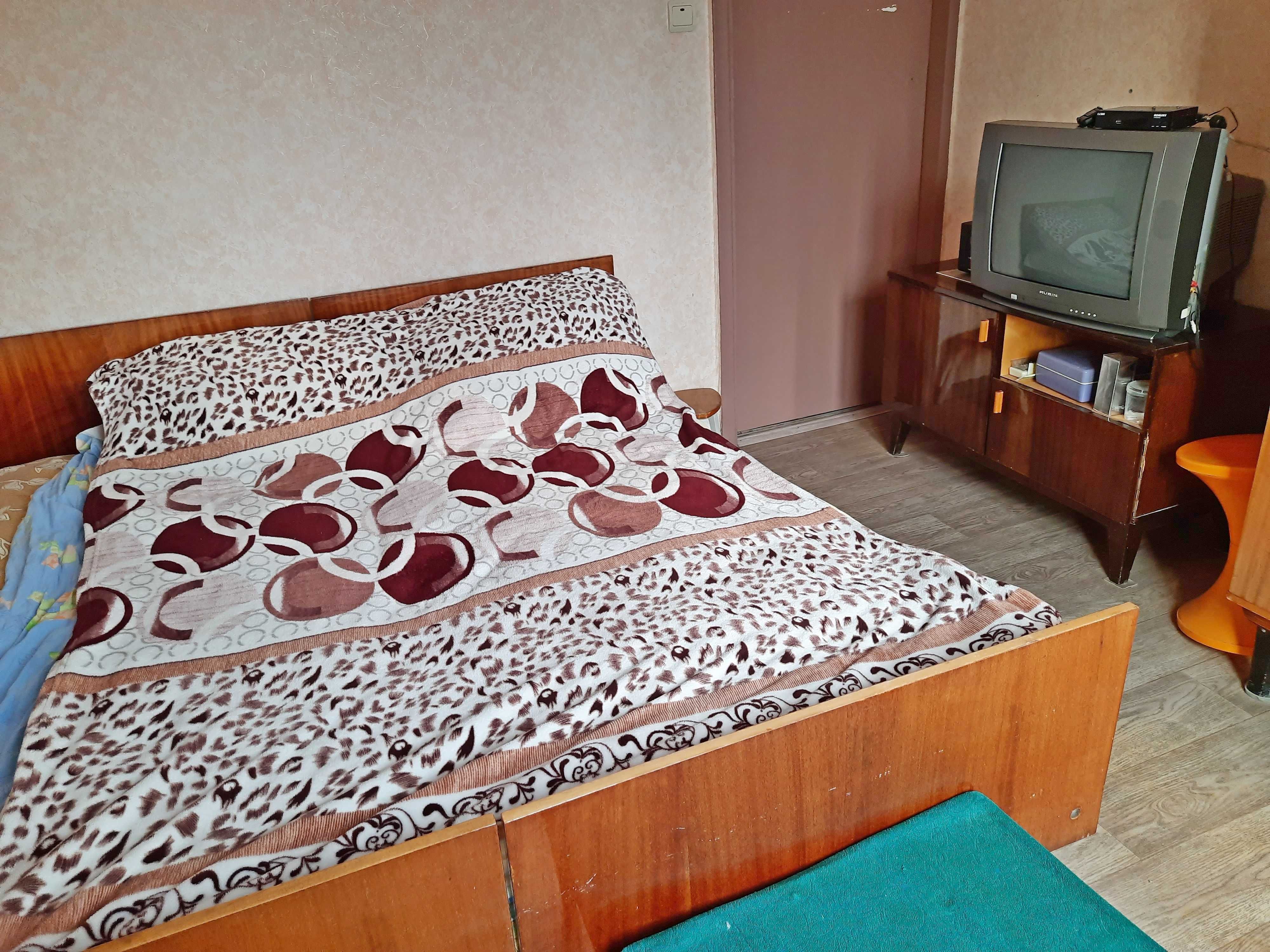 Продам уютную 2к.чешку,ул.Валентиновская д.35\81,м.Студенческая,4\9