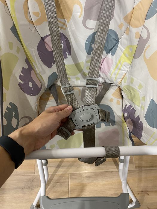 Дитячий стільчик для годування SMIKI