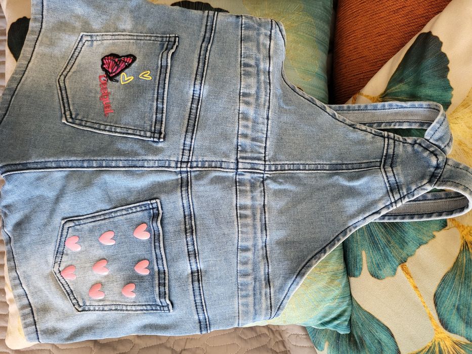 Macacão de menina da desigual