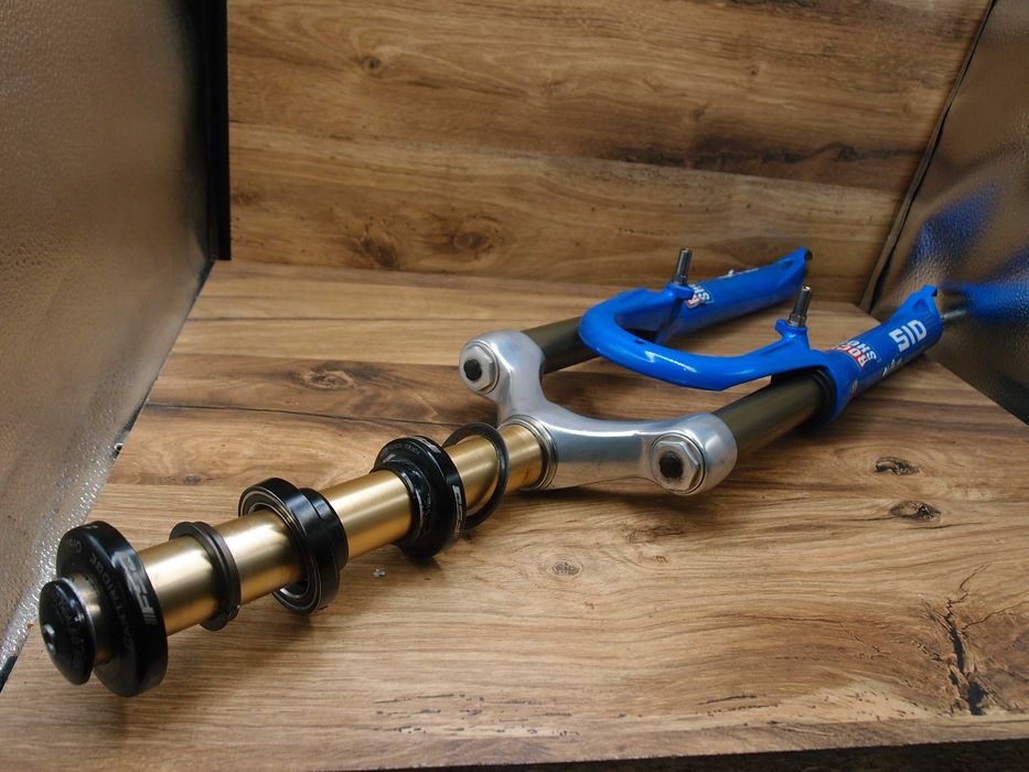 przedni amortyzator ROCK SHOX SID Dual Air 26 in FSA 1 1/8 in MTB