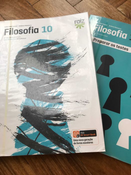 Filosofia 10 - 10º Ano -  Manual e Livro Preparar os Testes