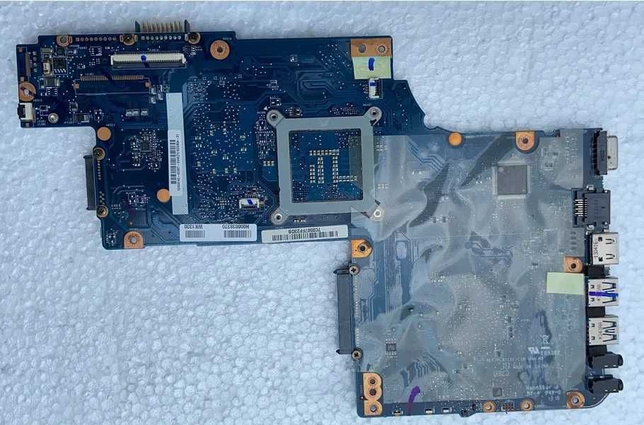 motherboard Toshiba C850 proc i3-2348M testada a funcionar s anomalia