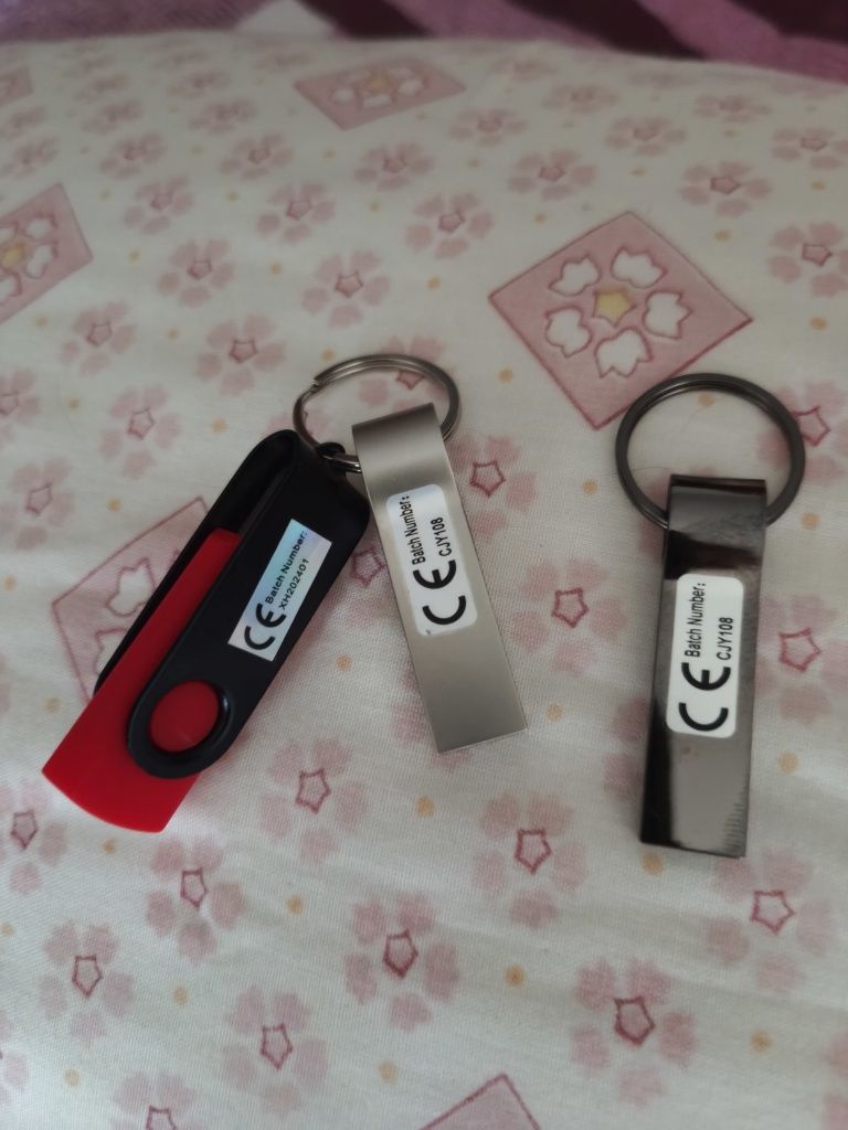 PenDrives 16Gb - 32Gb