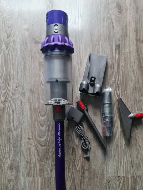 Dyson V10 Animal