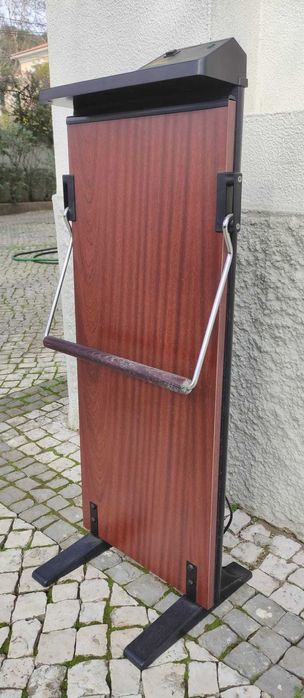 Máquina de passar calças