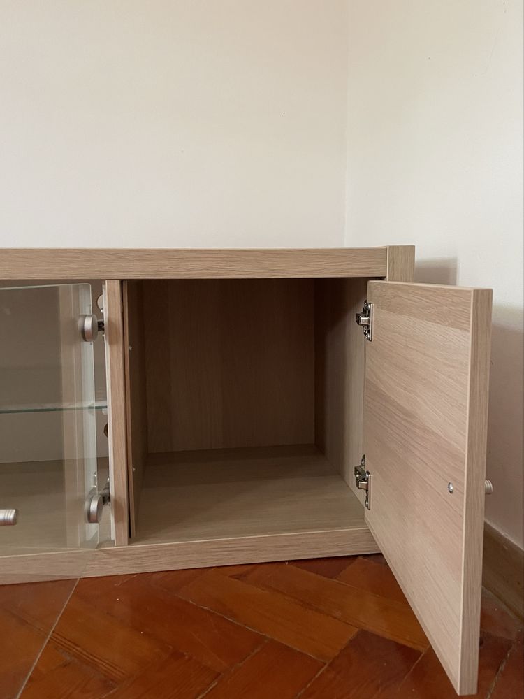 Móvel de TV KALLAX (Ikea)