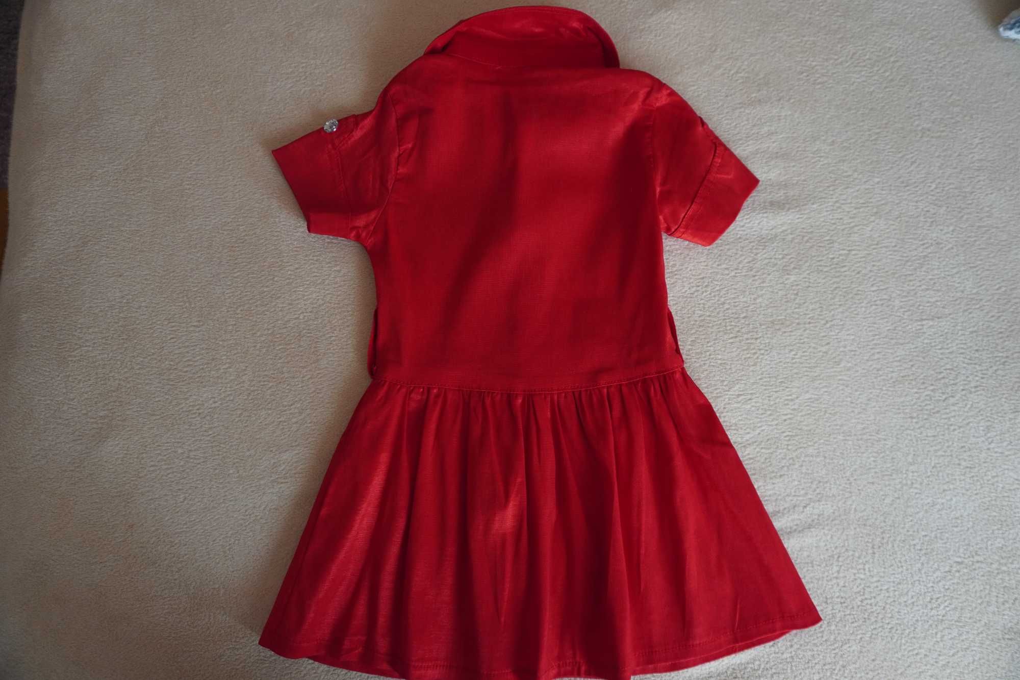 Sukienka czerwona z błyszczącymi guzikami rozmiar 86, 92 około 2 lat