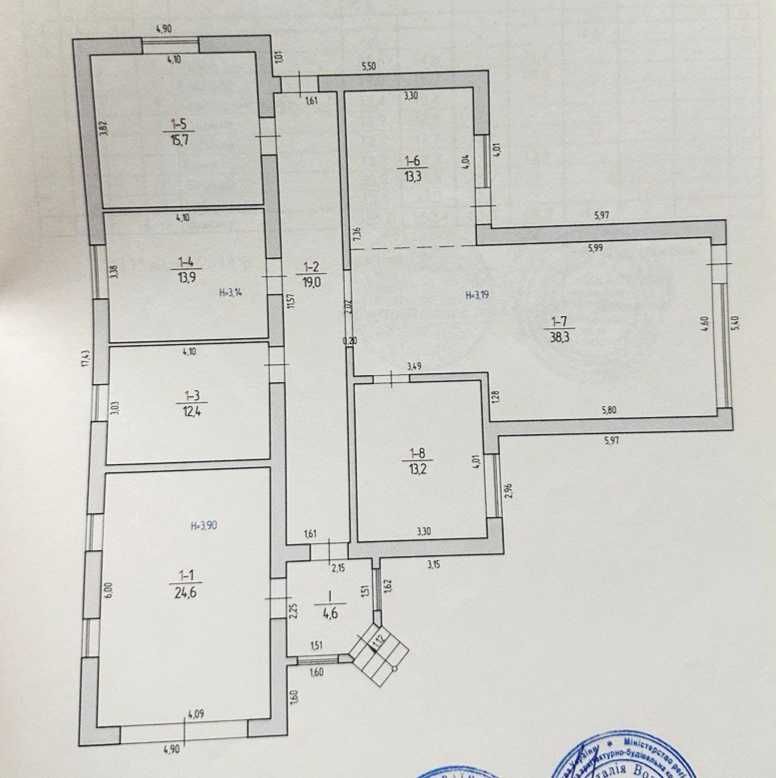 Продам компактный одноэтажный дом в Совиньоне. Участок 5-соток.