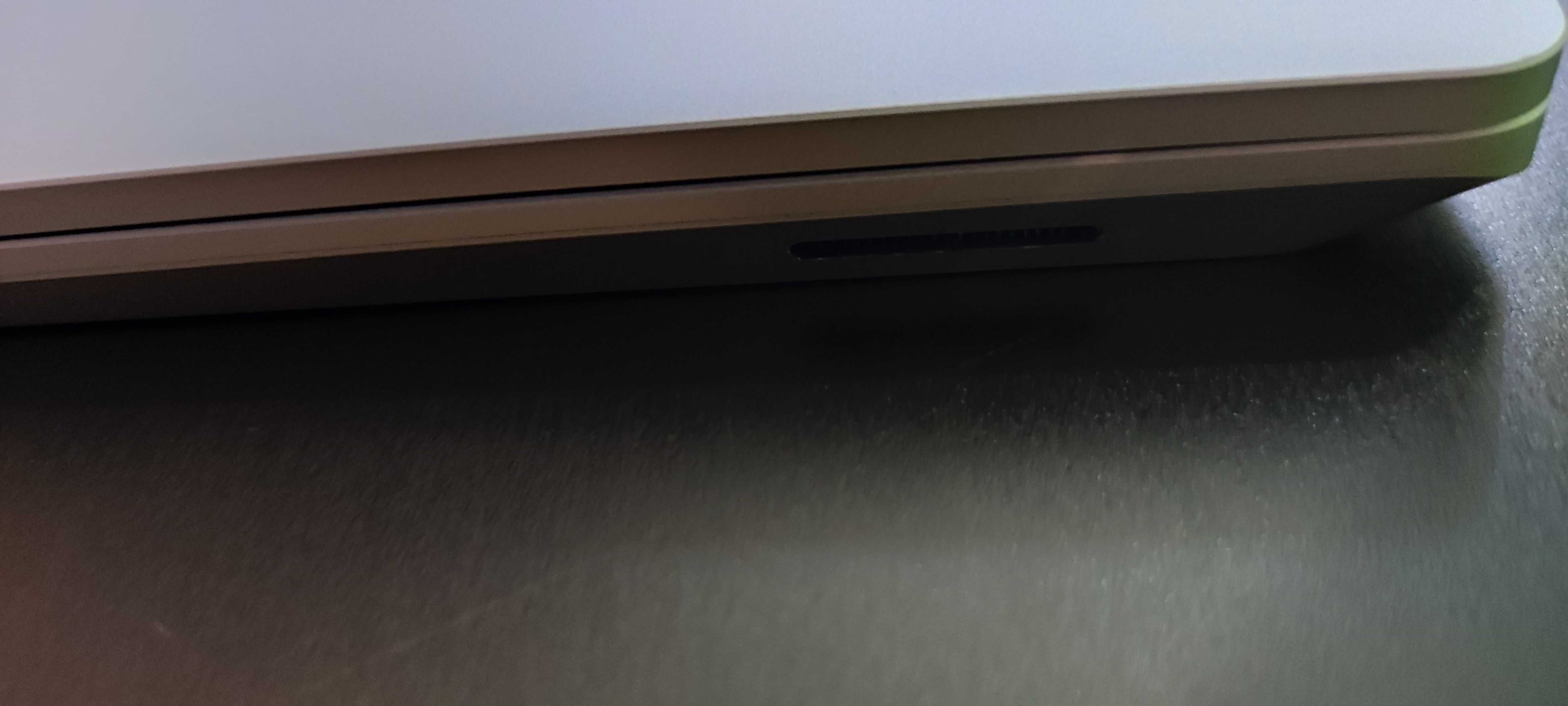 Microsoft Surface Laptop 4 15" Ryzen 7/8GB/256GB