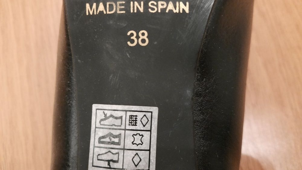 Sapatos senhora 38 em mto com estado "Angel Alarcon"