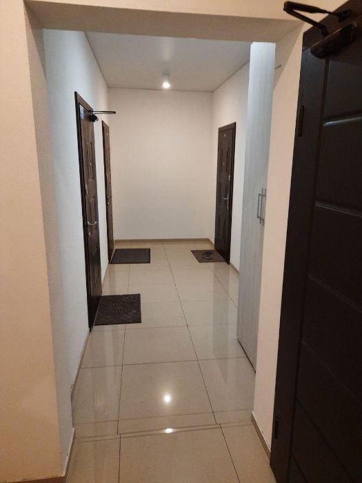 Продається житлове приміщення вул. Гайова 3