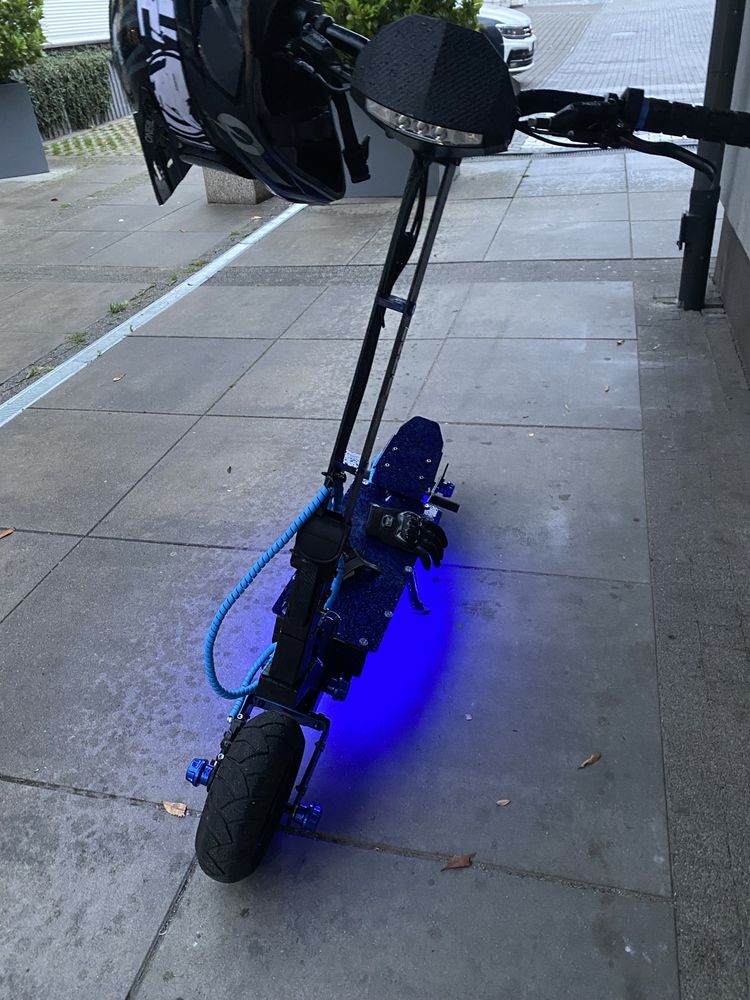 Kukirin G4 custom mocno doinwestowany