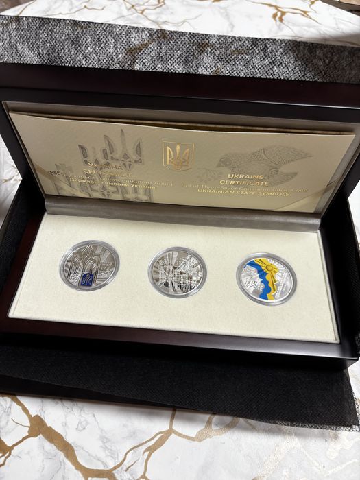 Набір із трьох срібних монет « Державні силволи України»