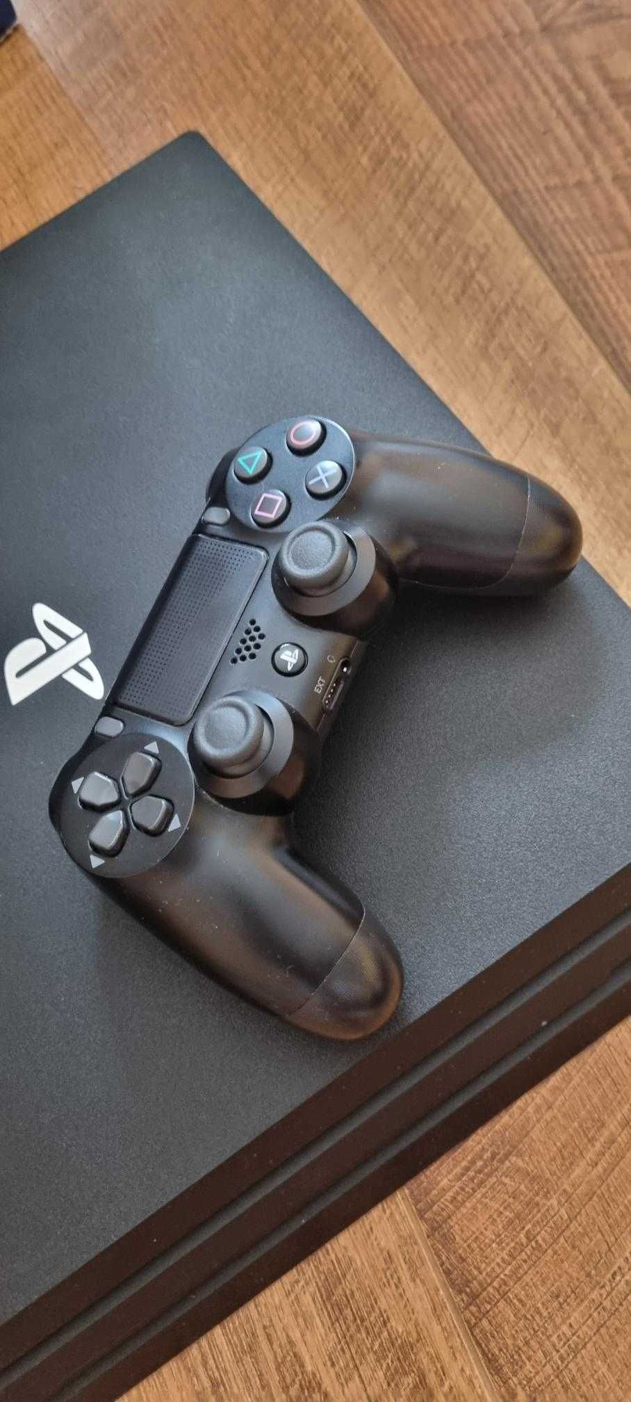 Sony PlayStation 4 Pro | Гарний стан + 2 ігри