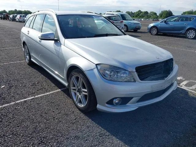 Mercedes Benz C200 CDi 2.2 Sport 646.811 Para Peças