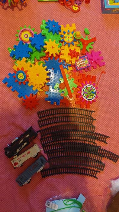 Продам развивающие игры.