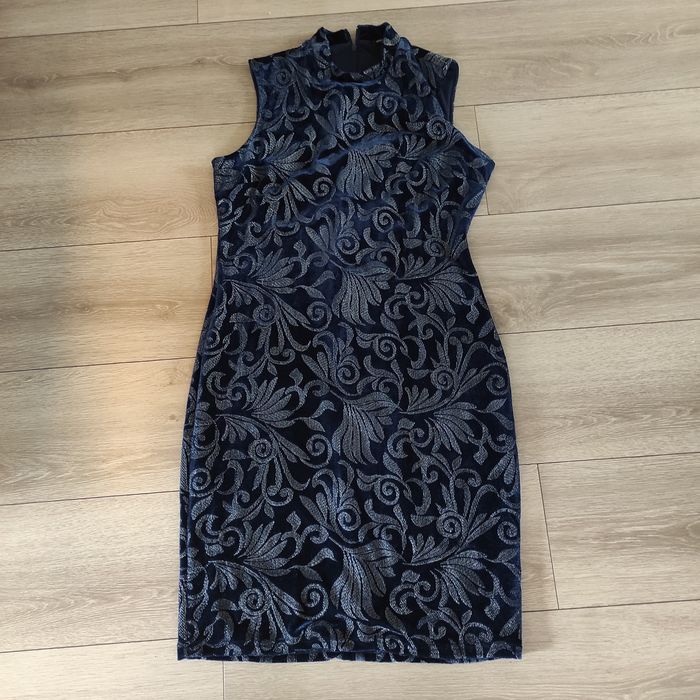 Nowa sukienka rozmiar L