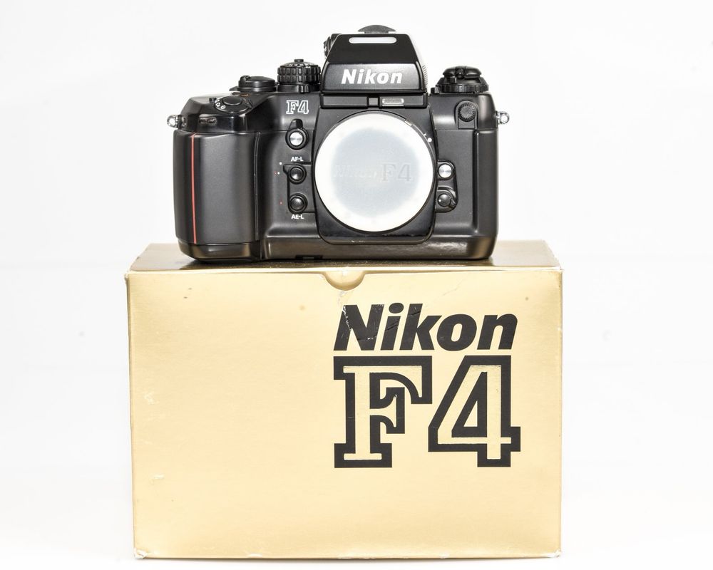 Nikon F4 com embalagem original