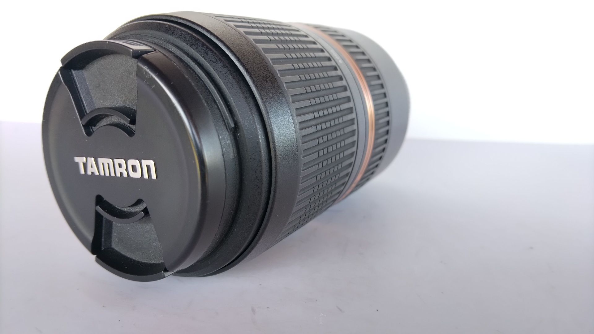 Objectiva TAMRON SP 70-300mm F/4-5.6 Di VC FULL FRAME. Para CANON
