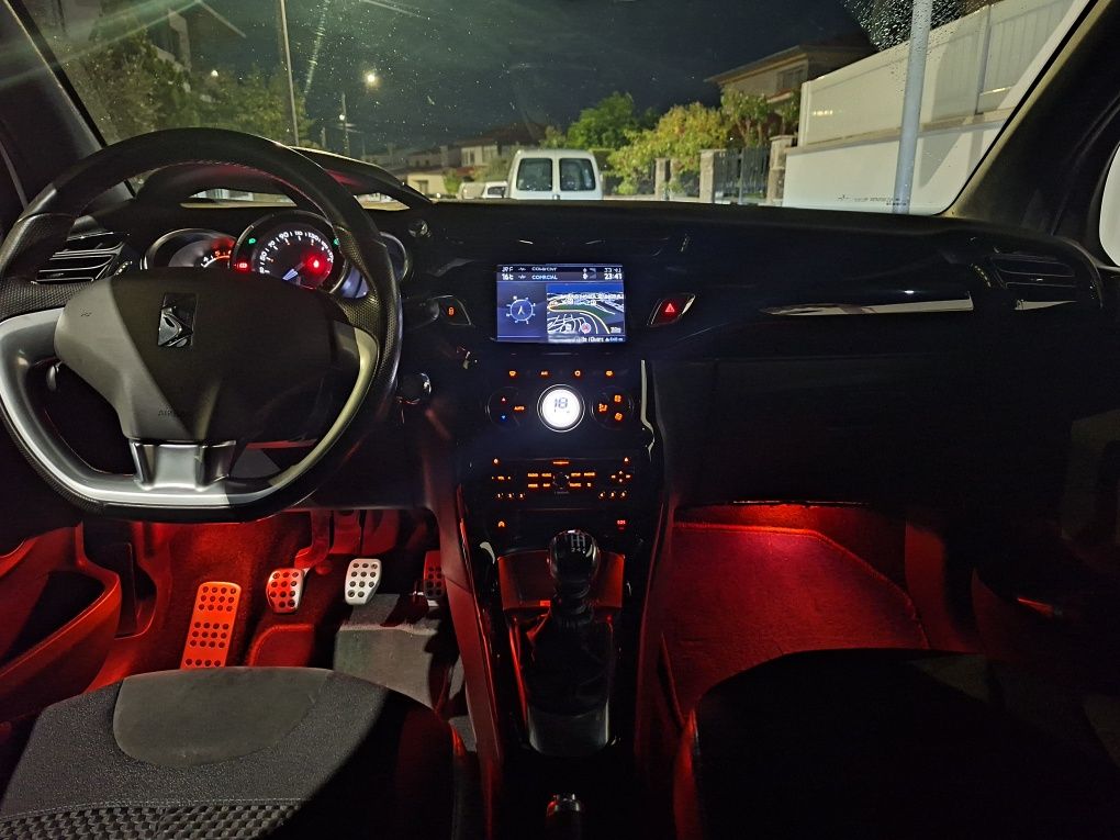 Citroën DS3 1.6 BlueHDi 120cv Versão Sport Chic