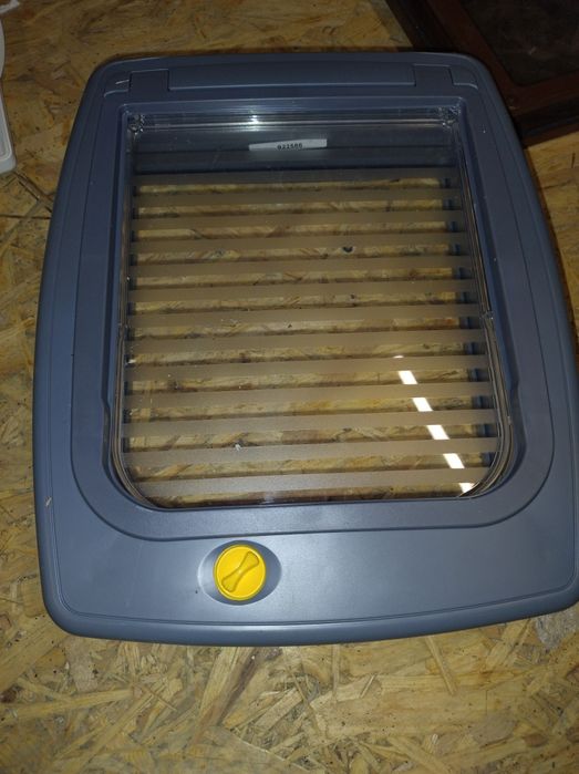 Drzwiczki dla małych zwierząt domowych