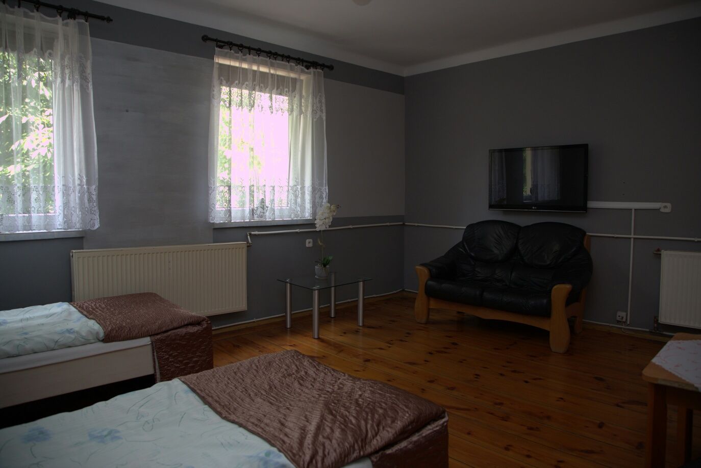 Apartamenty kwatery noclegi pokoje mieszkania hostel pensjonat Noclegi
