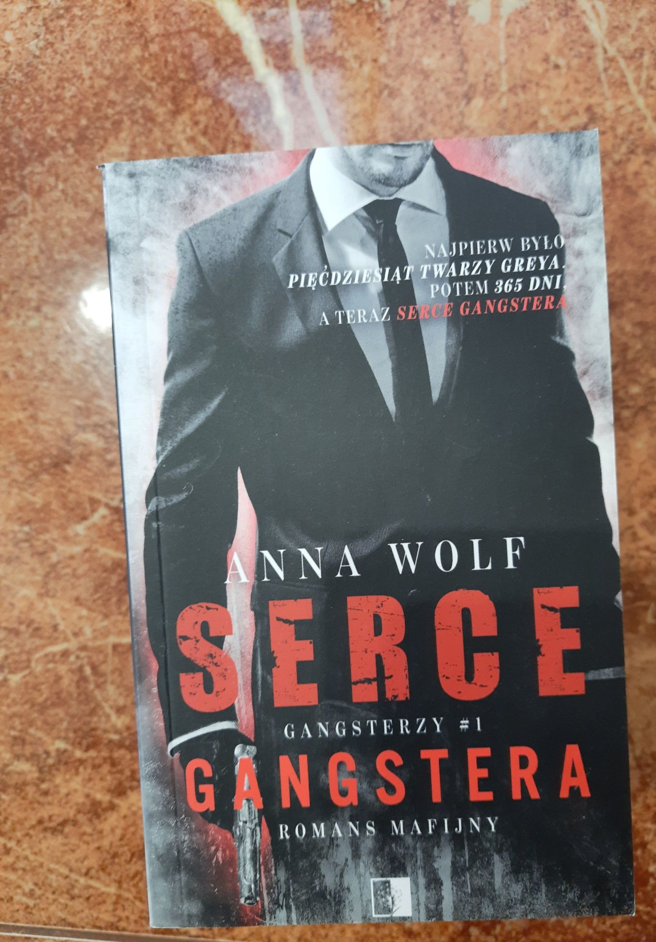 Serce gangstera. Anna Wolf