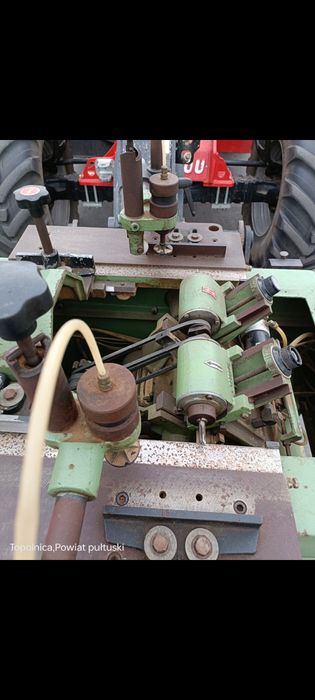 Frezarka automatyczna do okiennic żaluzji