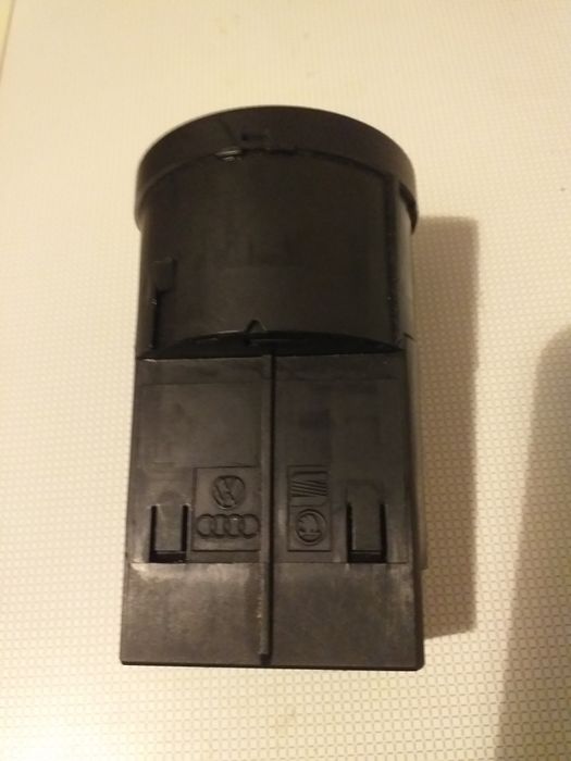 Interruptor das luzes Volkswagen Golf 5