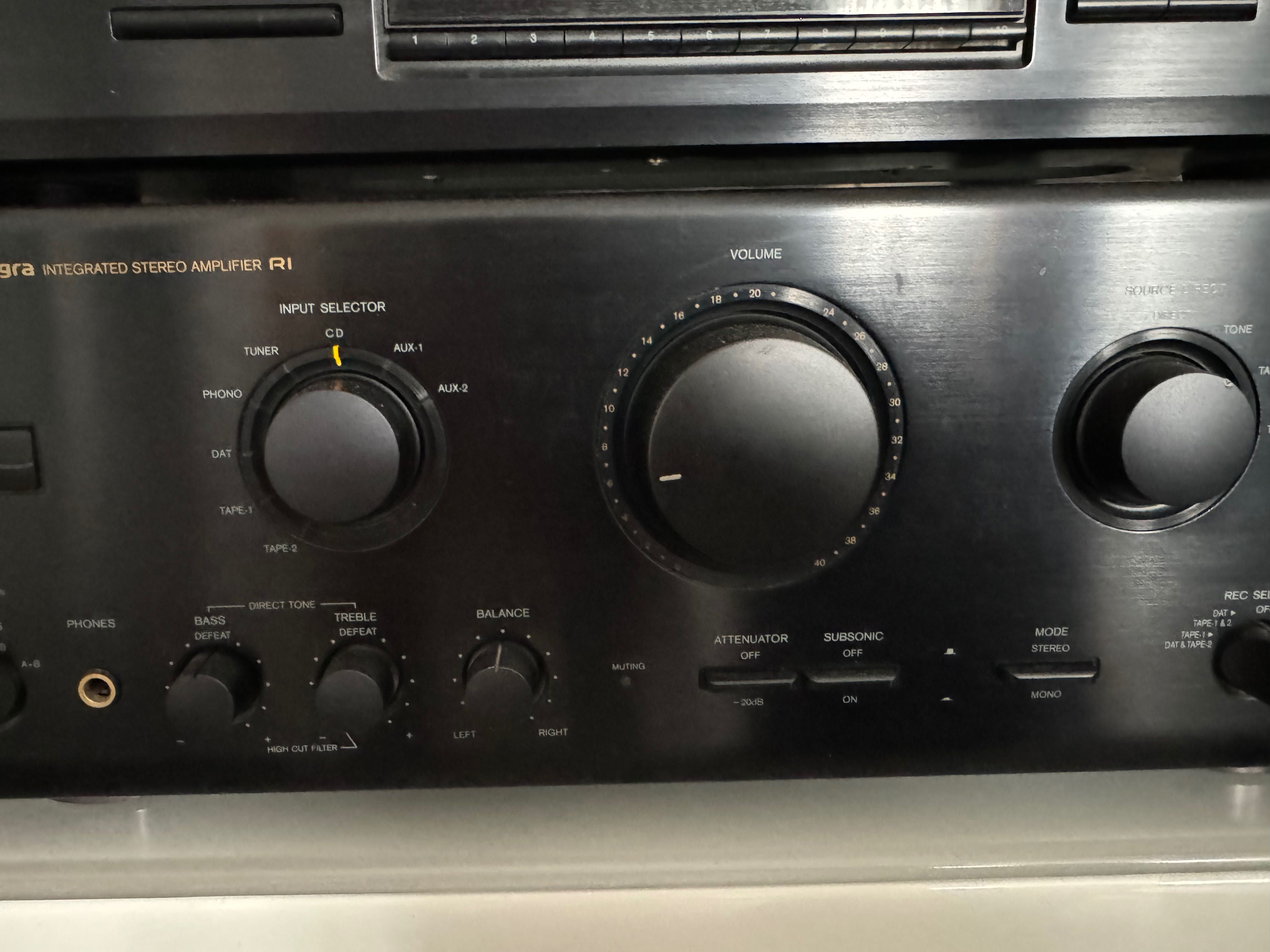 Wzmacniacz Onkyo Integra A-8850 bardzo mocny 220W
