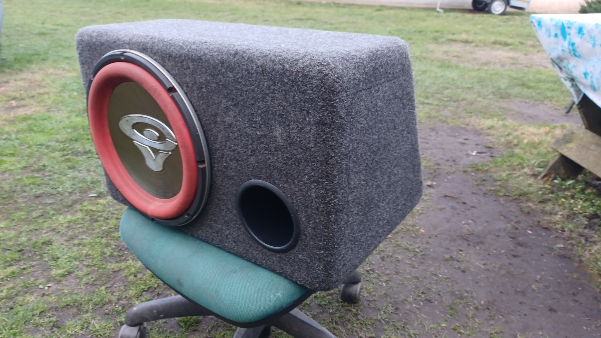 Subwoofer samochodowy plus wzmacniacz