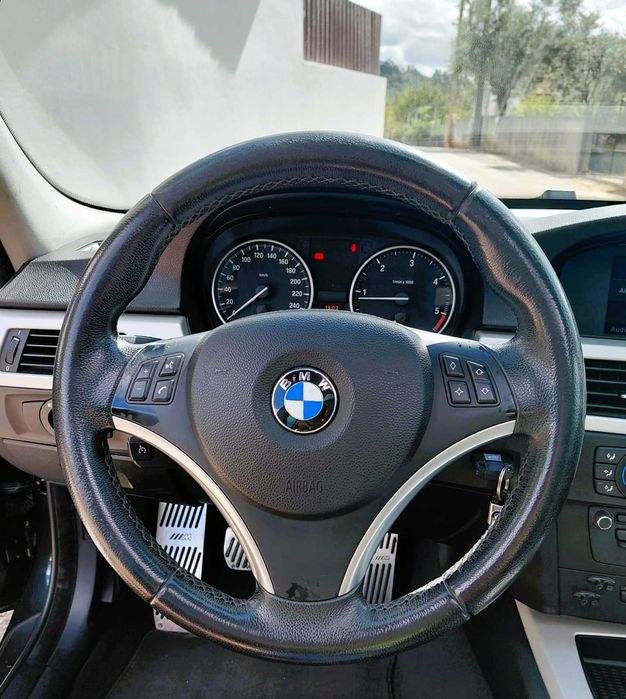 BMW 318 D - 2.0 Diesel 143 cv